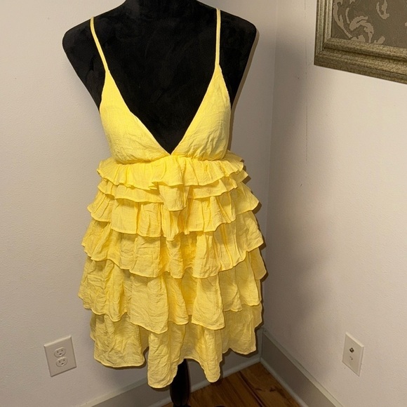 Mustard Seed Dresses & Skirts - Mustard Seed Sz‎ S yellow tiered mini dress